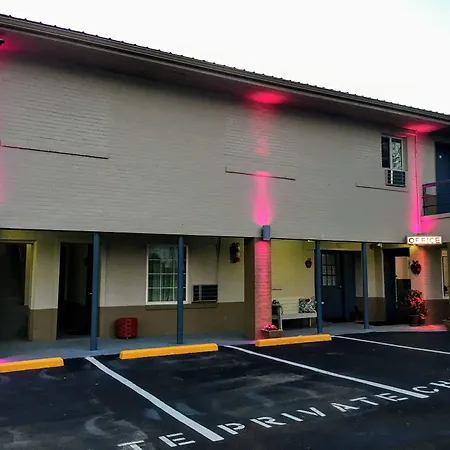 Ellijay Inn - Downtown Ellijay-2