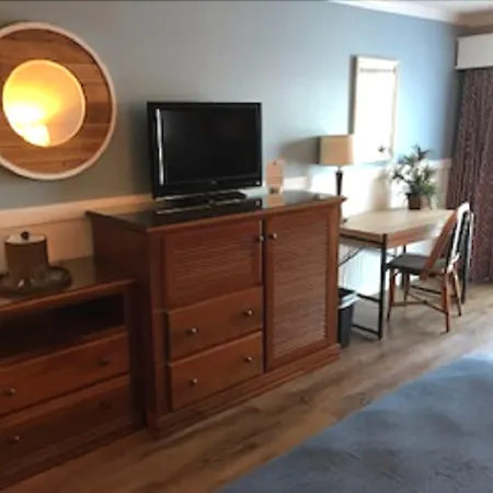 Avenue Inn & Spa-2