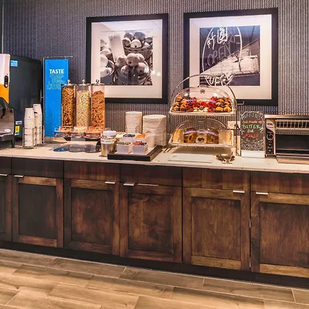 Hampton Inn - Paragould-3