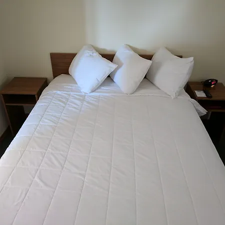 Travelodge By Wyndham Three Forks-3