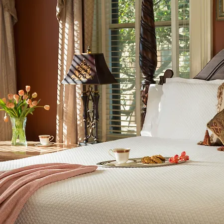 The Inn On West Liberty-2