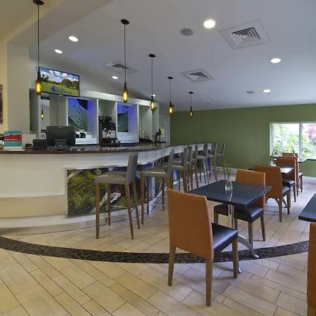 Miami Lakes Hotel And Golf-3