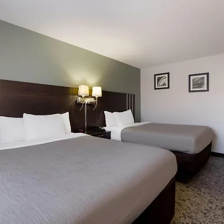 Quality Inn Hall Of Fame-2