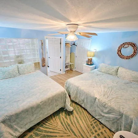 Camelot Beach Suites-2