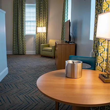 Centennial Plaza Resort Gulfport-3