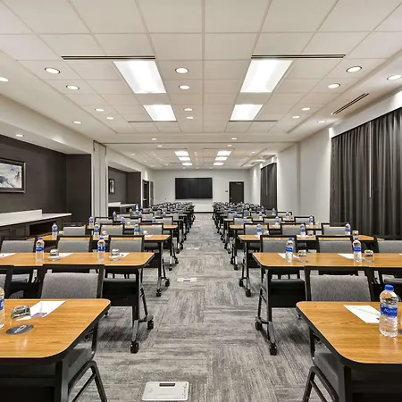 Hyatt Place Fresno-3
