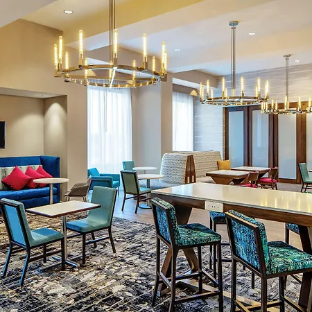 Hampton Inn & Suites Raleigh Midtown, Nc-3