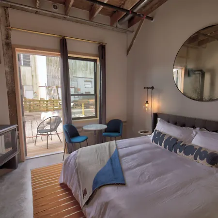 Bowline Hotel-3
