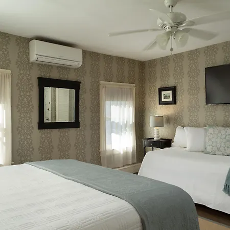 The Carroll Villa Hotel-3