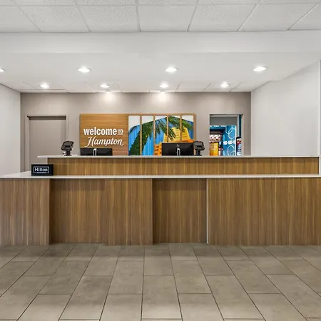 Hampton Inn & Suites Port Richey-3
