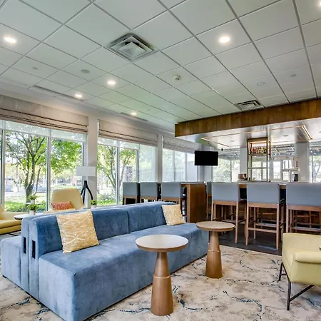 Hilton Garden Inn Louisville Airport-2