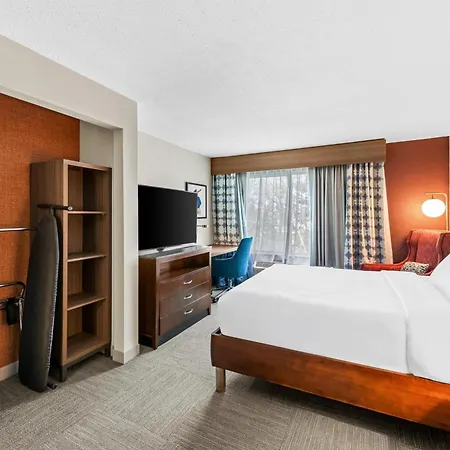 Hilton Garden Inn Overland Park-2