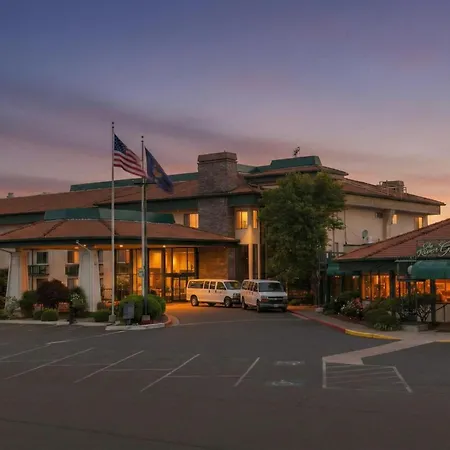 Rogue Regency Inn Medford Airport-2