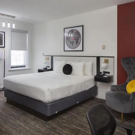 Ramada By Wyndham Jersey City-3