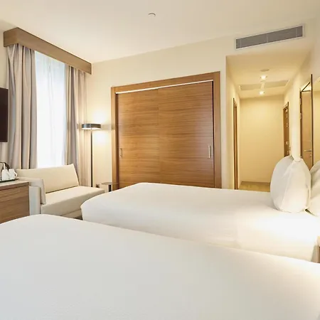 Hilton Garden Inn Sevilla-2