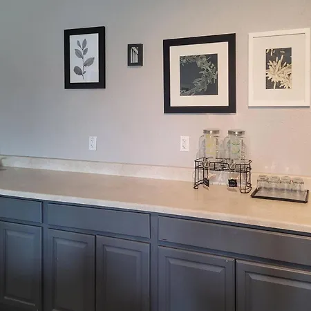 Country Inn & Suites By Radisson, Appleton Airport - Fox River Mall Area-3