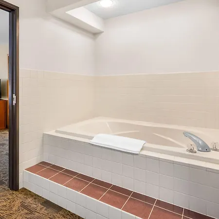 Quality Inn Ironwood-3