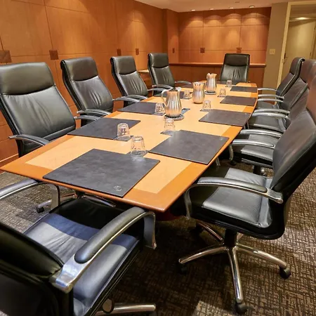 Doubletree By Hilton Akron Fairlawn-3