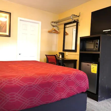 Rodeway Inn Flagstaff-Downtown-3