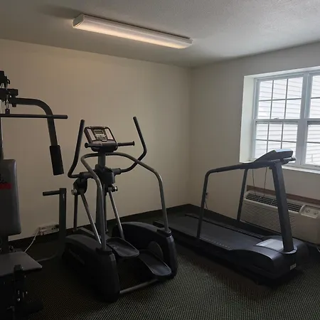Iron Mountain Inn & Suites Mi Us 2-2