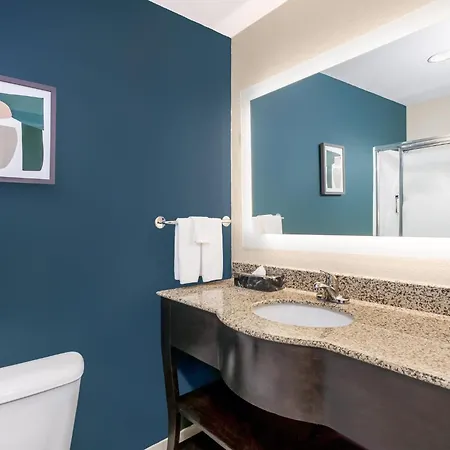 Holiday Inn Quincy By Ihg-2