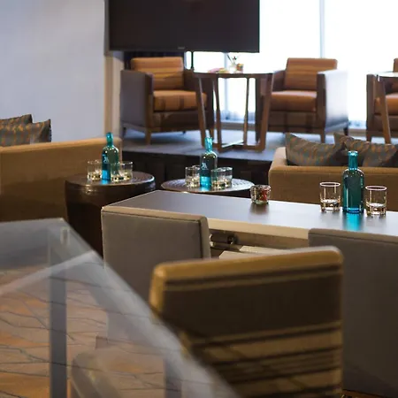 Calgary Marriott Downtown Hotel-3