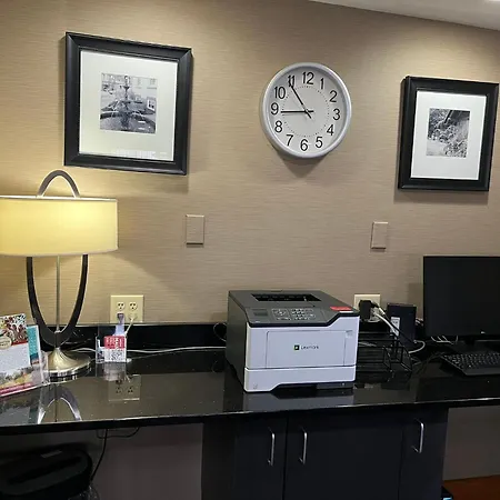 Hampton Inn Marysville-2