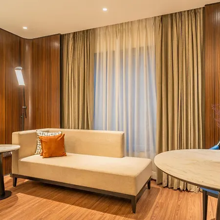 Radisson Blu Hotel Ahmedabad-2