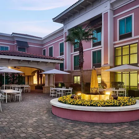 Hampton Inn & Suites Destin-3
