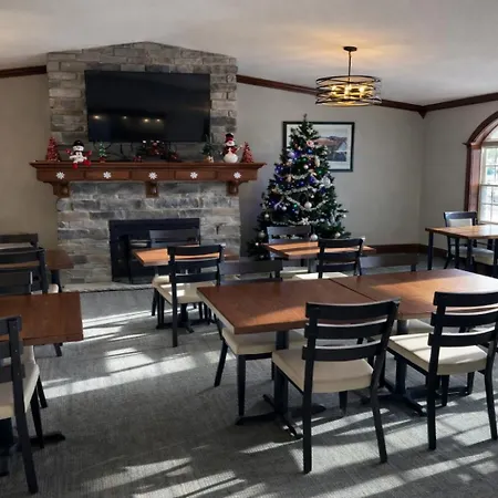Fireside Inn And Suites-2