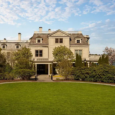 The Chanler At Cliff Walk-3
