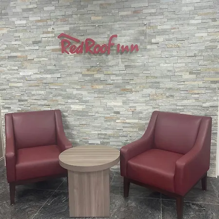 Red Roof Inn Orangeburg-2