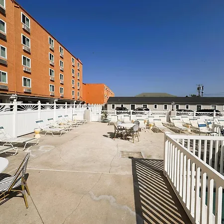 Oceanic Hotel-2