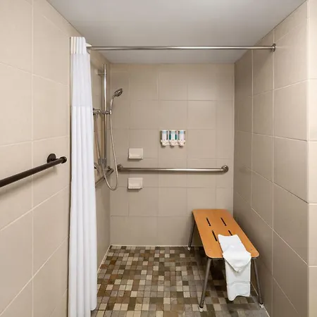Heritage Inn & Suites San Antonio Airport, Trademark Wyndham-3