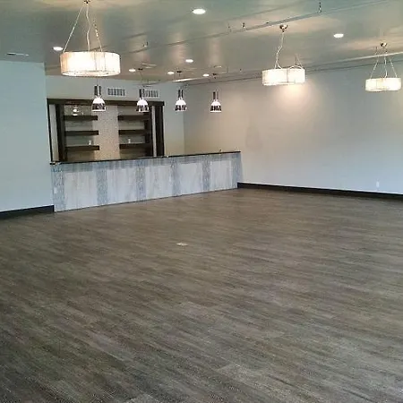 Okoboji Commons Hotel-2