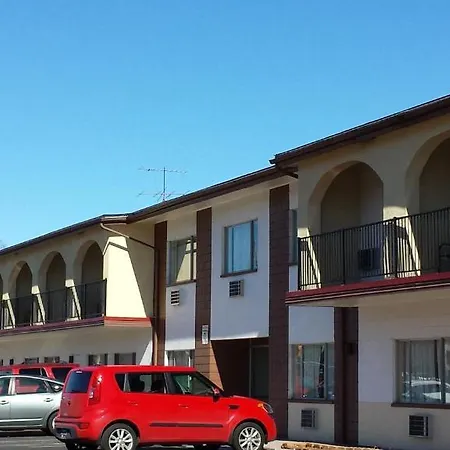 Americas Best Inn & Suites Urbana-2