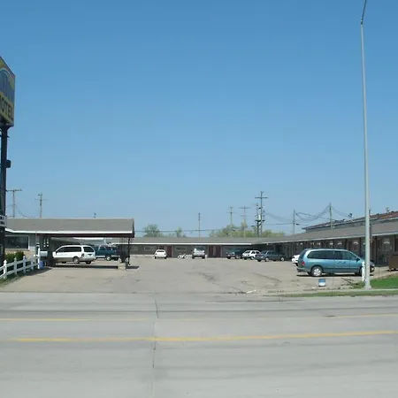 Rainbow Motel-2
