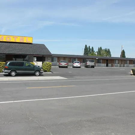 Americas Best Value Inn Boardman-2