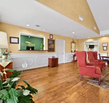 Baymont By Wyndham Waycross-3
