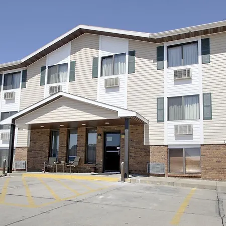 Super 8 By Wyndham Manhattan Ks-2
