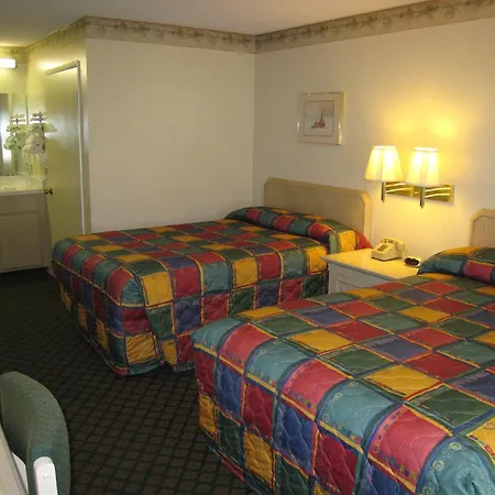Town House Motel-2