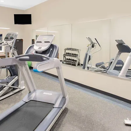 Microtel Inn & Suites By Wyndham Ocean City-3