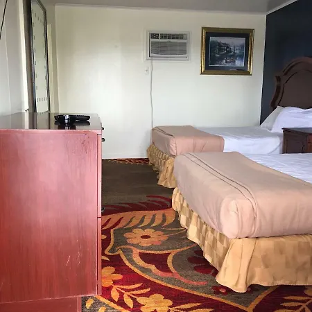 Sunset Inn (Adults Only)-3