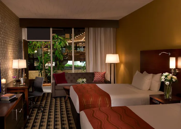 M Hotel Buffalo Cheektowaga