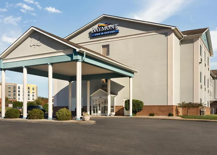 Baymont By Wyndham Elizabethtown Hotel