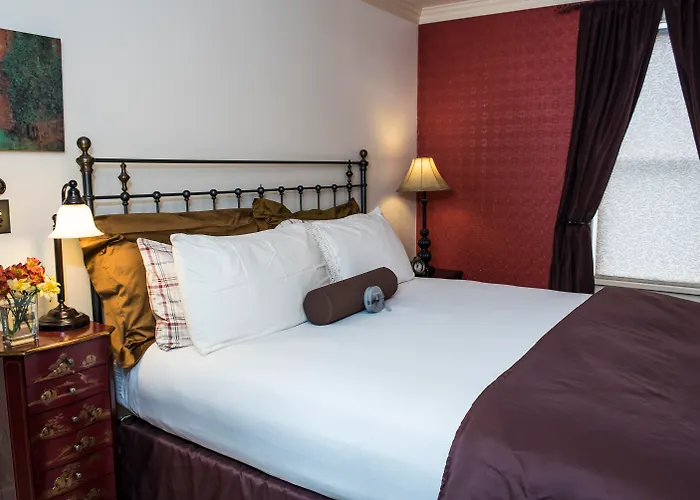 Chamberlin Inn Cody