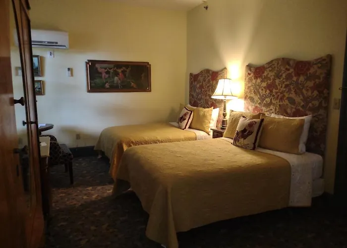 The Lafayette Inn Easton