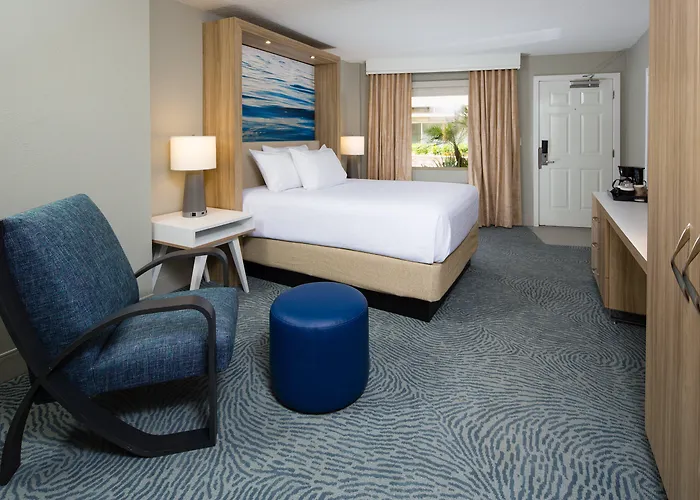Crowne Plaza Melbourne-Oceanfront By Ihg Hotel
