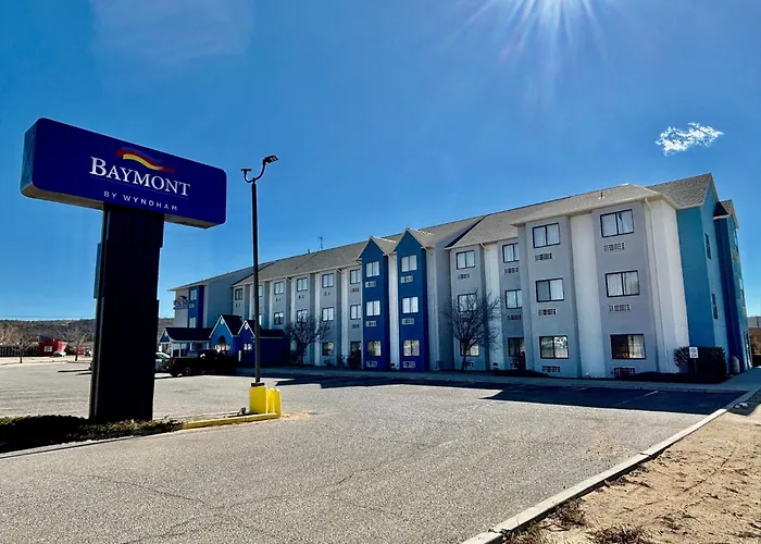 Baymont By Wyndham Farmington