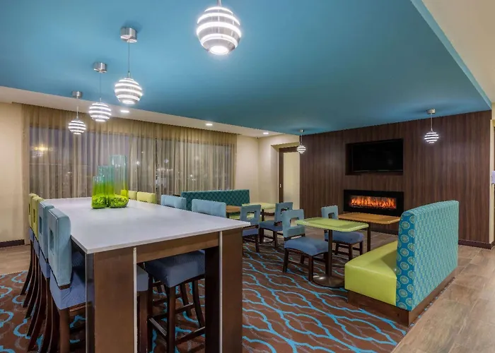 La Quinta By Wyndham Artesia